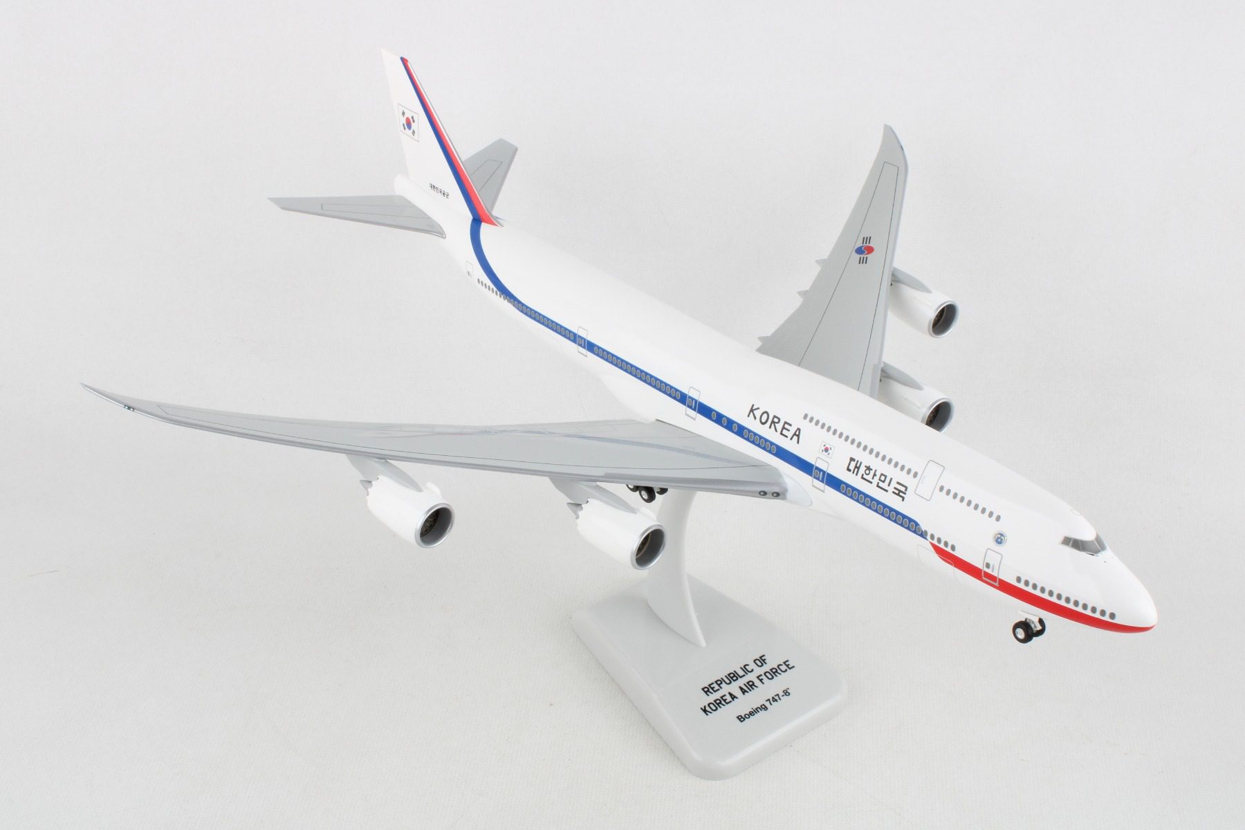 HOGAN KOREAN AIR 747-8